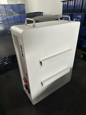 CE Certified Floor Standing Lithium Battery with IP30 Rating 5KWh Nominal Energy and Performance