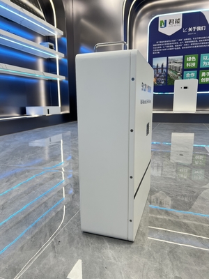 CE Certified Floor Standing Lithium Battery with IP30 Rating 5KWh Nominal Energy and Performance